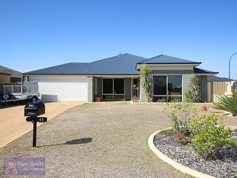 41 Seascapes Boulevard, Halls Head WA 6210