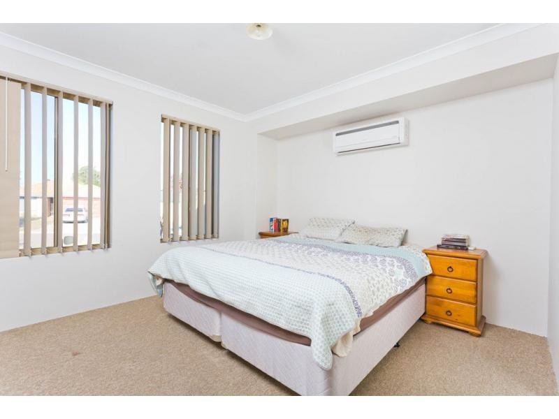 11 Gorman Place, Calista WA 6167