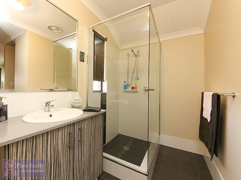 16 Breton Bend, Baldivis WA 6171