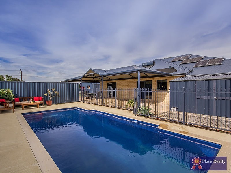 37 Lombadina Parade, Secret Harbour WA 6173