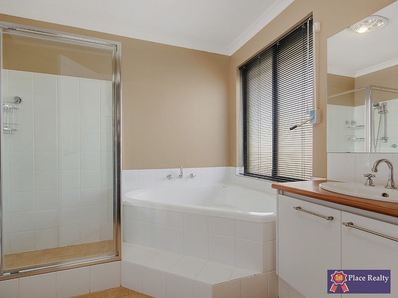 37 Lombadina Parade, Secret Harbour WA 6173