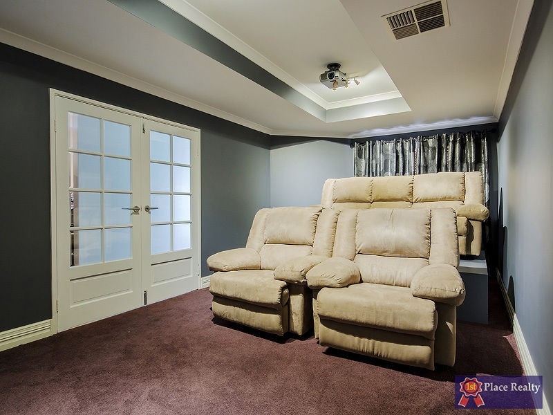 37 Lombadina Parade, Secret Harbour WA 6173