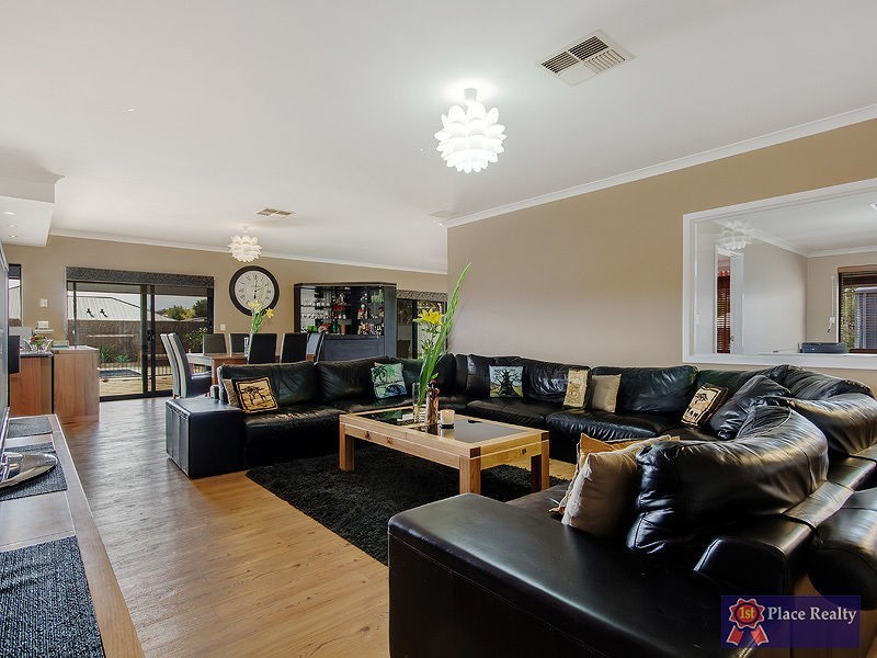 37 Lombadina Parade, Secret Harbour WA 6173