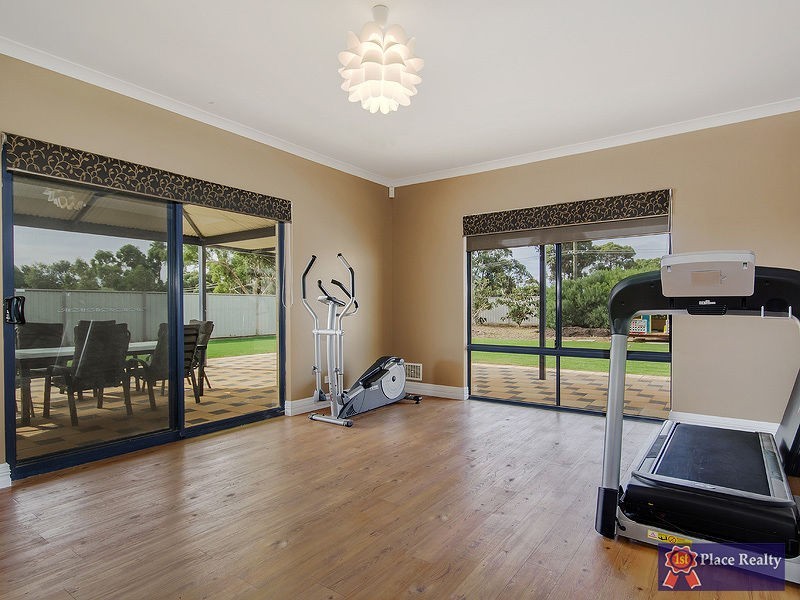 37 Lombadina Parade, Secret Harbour WA 6173