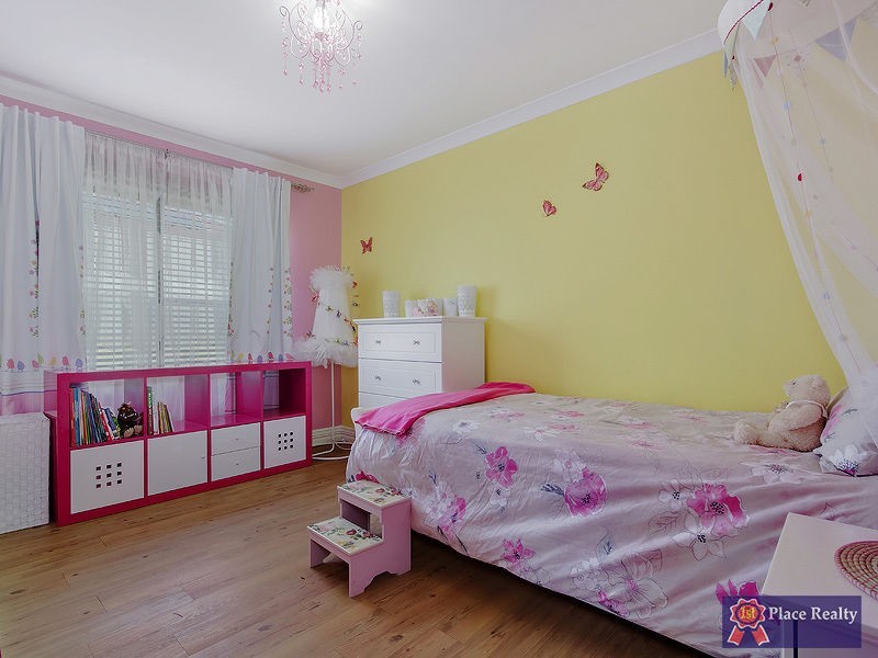 37 Lombadina Parade, Secret Harbour WA 6173