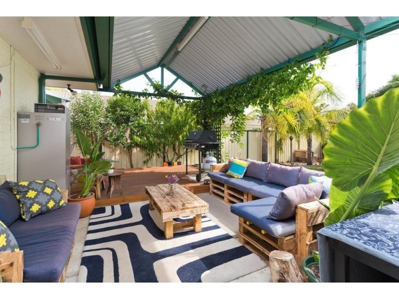 11 Wilgerup Place, Hillman WA 6168