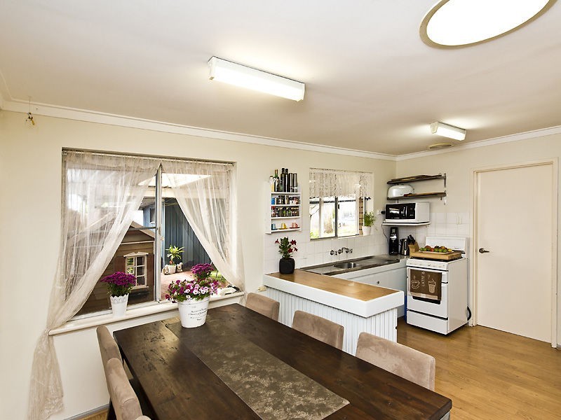 1/4 France Street, Mandurah WA 6210