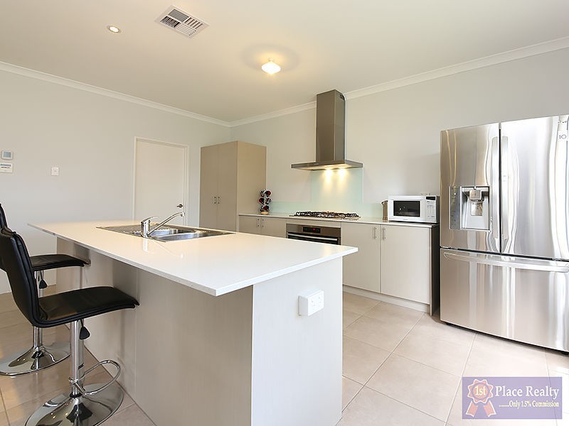 7 Harbord Avenue, Coodanup WA 6210