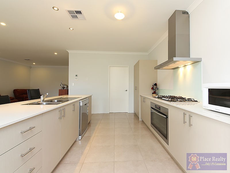 7 Harbord Avenue, Coodanup WA 6210