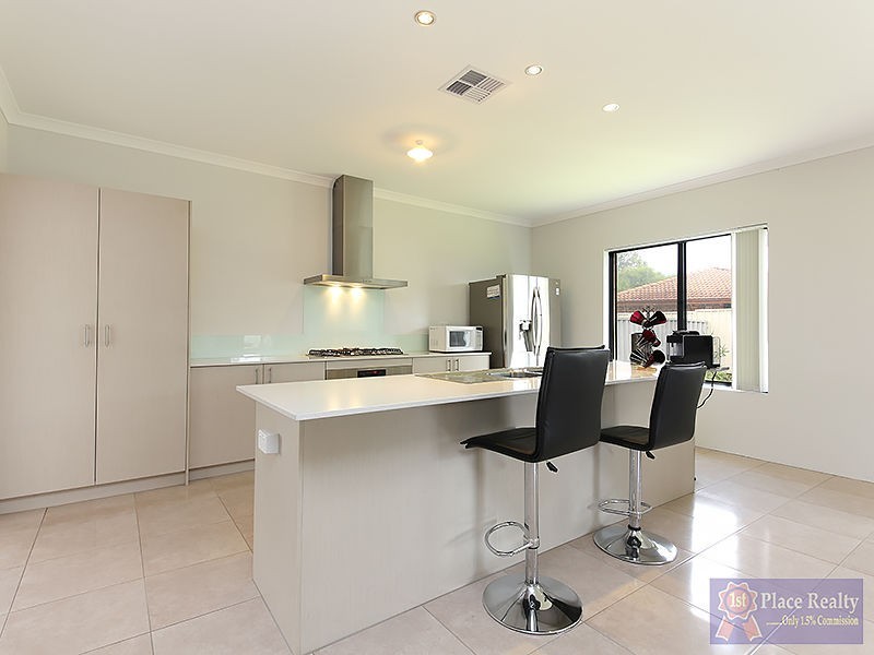 7 Harbord Avenue, Coodanup WA 6210