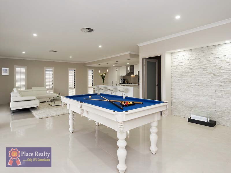 15 Warrior Pass, Madora Bay WA 6210