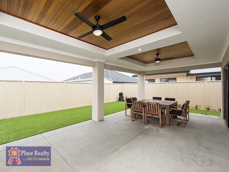 15 Warrior Pass, Madora Bay WA 6210