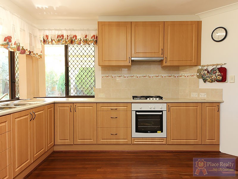 2 Wimba Place, Coodanup WA 6210