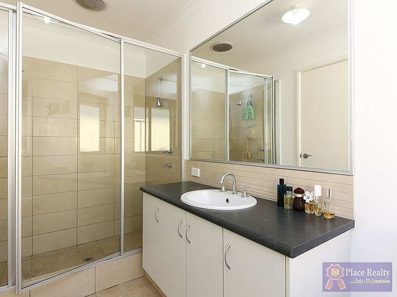 18 Cawana Parkway, Lakelands WA 6180