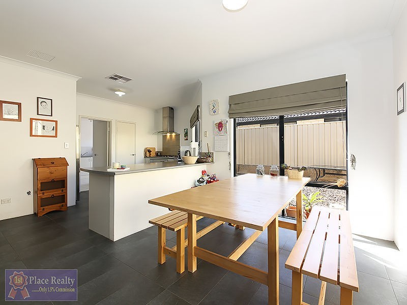 18 Cawana Parkway, Lakelands WA 6180