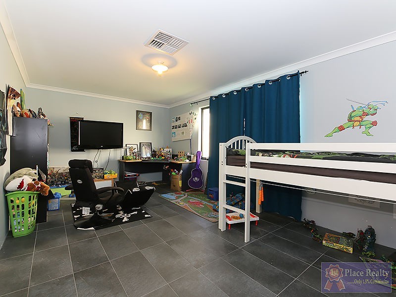 18 Cawana Parkway, Lakelands WA 6180