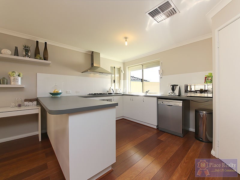 19 Warburton Trail, Lakelands WA 6180