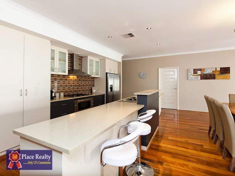 66 Three Bears Loop, Secret Harbour WA 6173