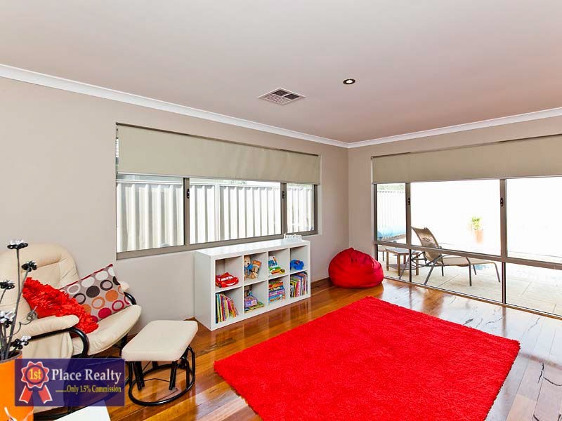 66 Three Bears Loop, Secret Harbour WA 6173