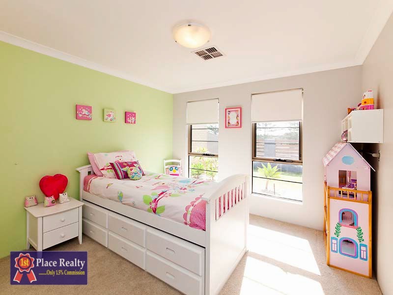 66 Three Bears Loop, Secret Harbour WA 6173