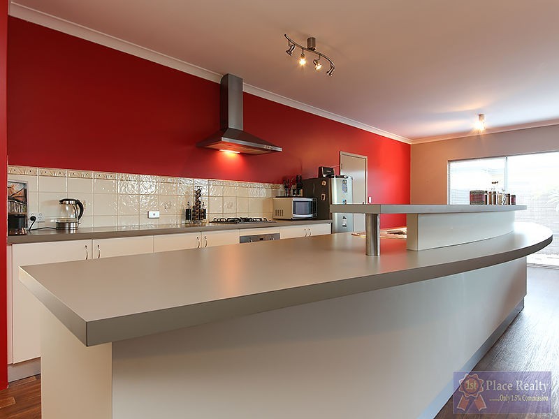 9 Tranquility Way, Halls Head WA 6210