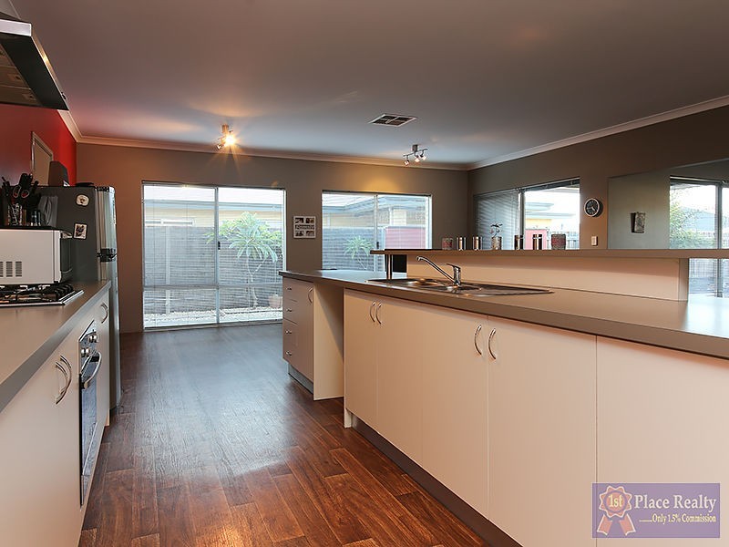 9 Tranquility Way, Halls Head WA 6210