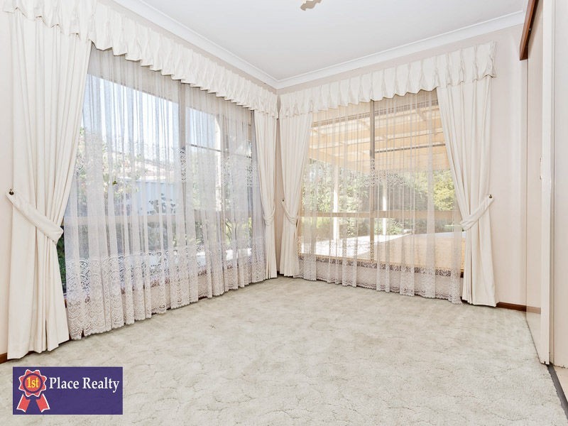 6 Holland Place, Wilson WA 6107