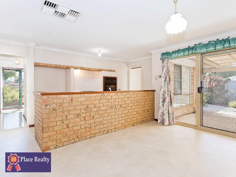 6 Holland Place, Wilson WA 6107