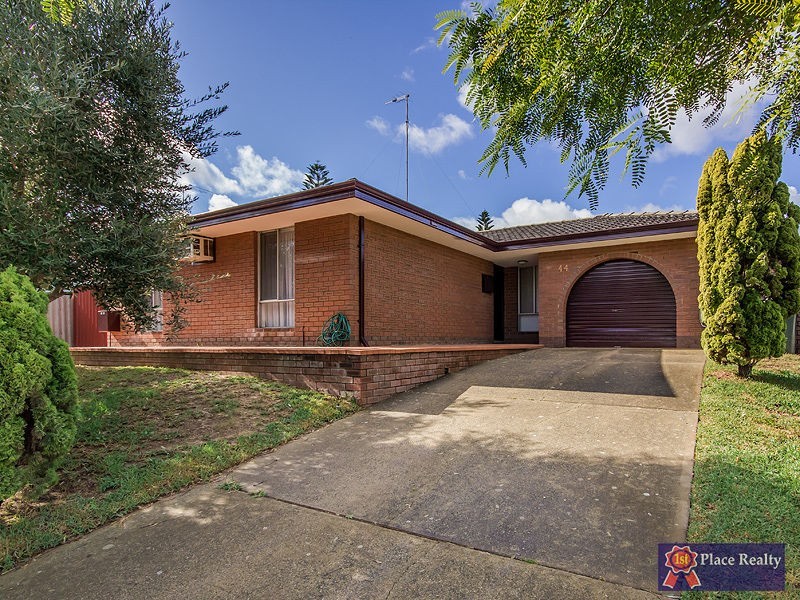 44 Challenger Road, Madora Bay WA 6210