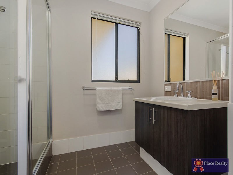 7 Glenbawn Vista, Lakelands WA 6180