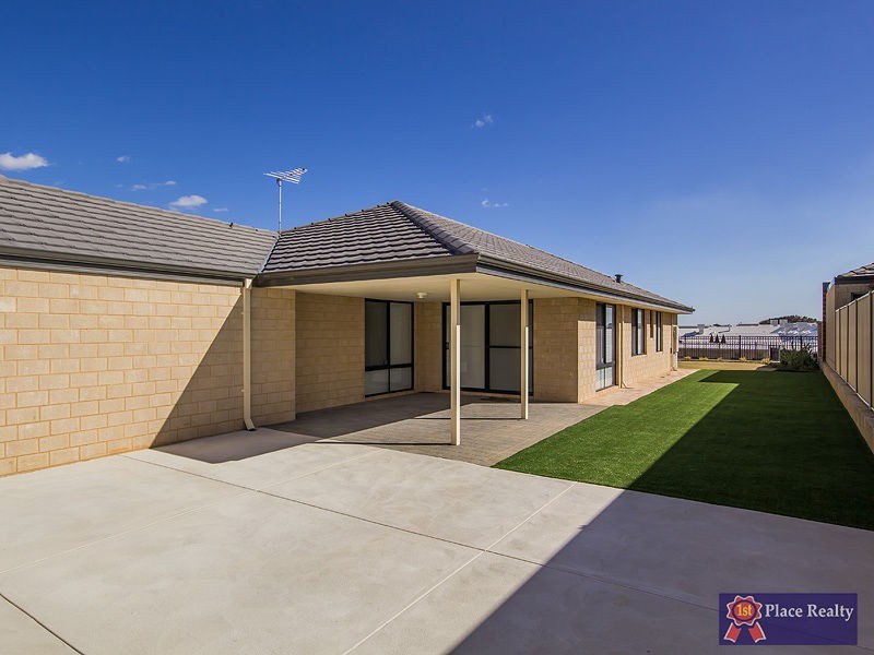 7 Glenbawn Vista, Lakelands WA 6180