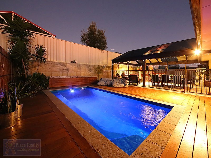 8 Murrin Loop, Lakelands WA 6180