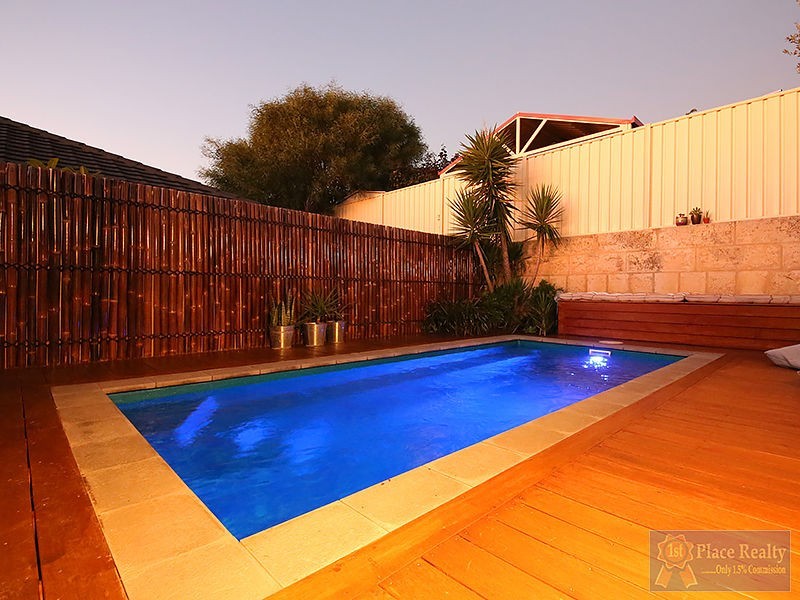 8 Murrin Loop, Lakelands WA 6180