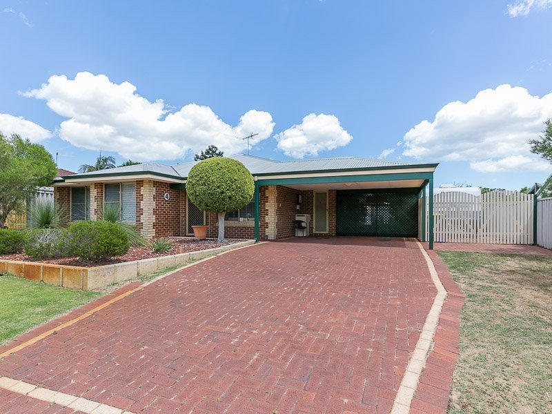 4 Gilling Place, Orelia WA 6167