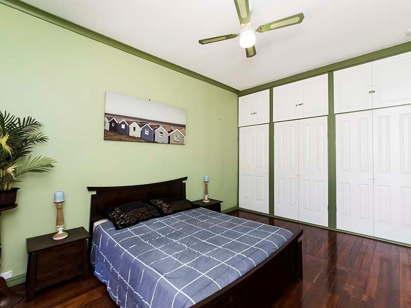 17 Ninda Road, Shoalwater WA 6169