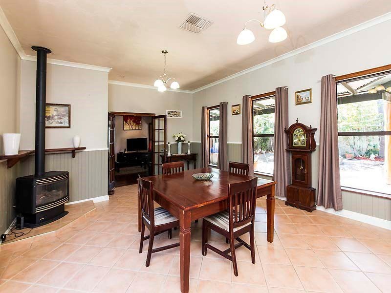 17 Ninda Road, Shoalwater WA 6169