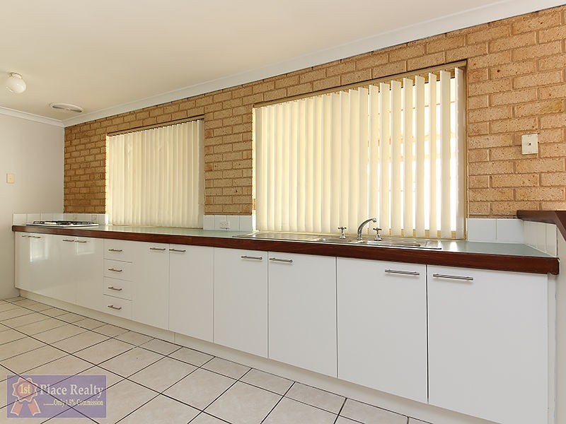 12 Orania Mews, Warnbro WA 6169