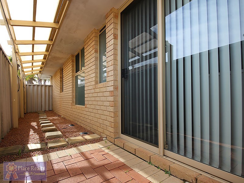 12 Orania Mews, Warnbro WA 6169