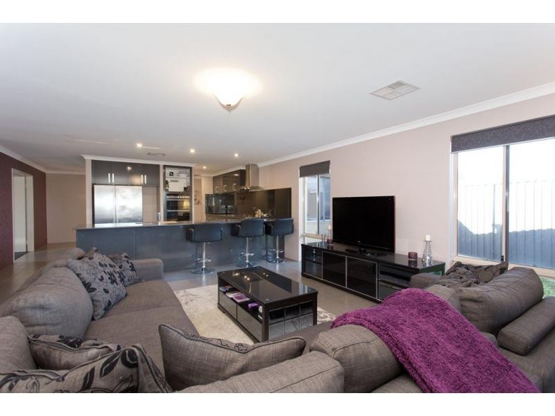 1 Strathallen Street, Baldivis WA 6171