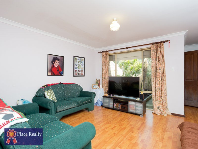 15a Sloan Drive, Leda WA 6170