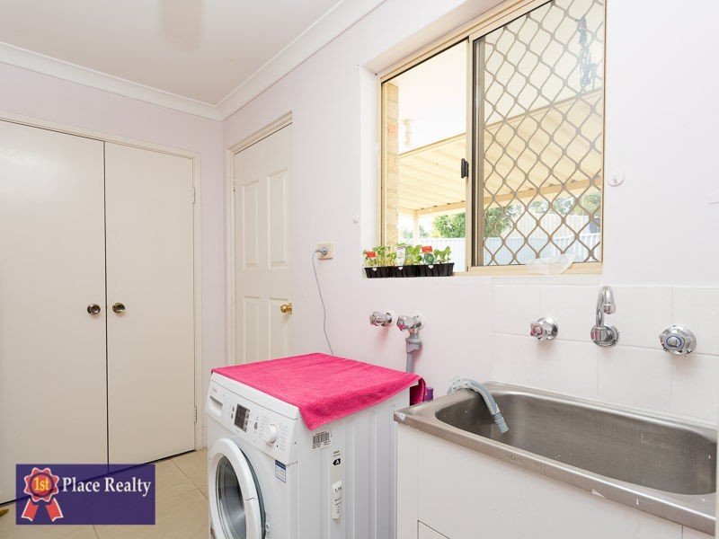 15a Sloan Drive, Leda WA 6170