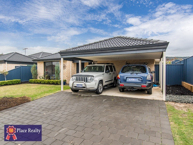 4 Peach Way, Byford WA 6122
