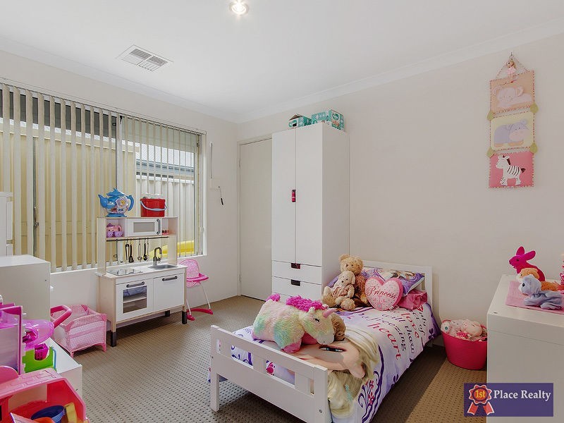 6 Anduril Lane, Rockingham WA 6168