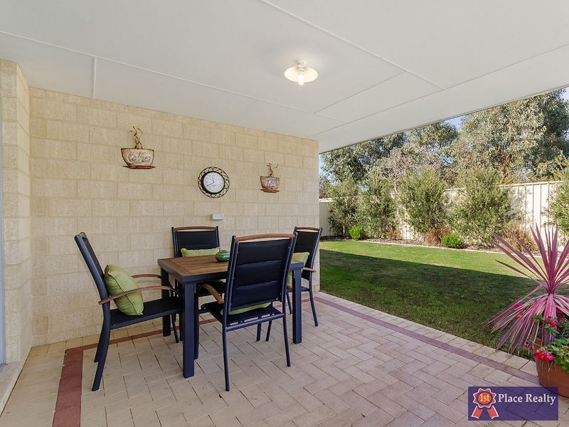 74 Highcliffe Circle, Lakelands WA 6180