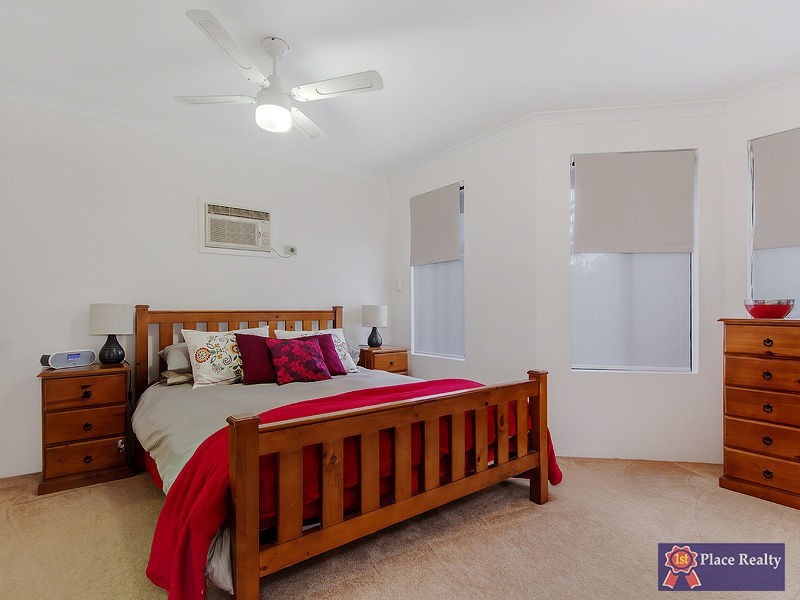 65 Chelmsford Avenue, Port Kennedy WA 6172