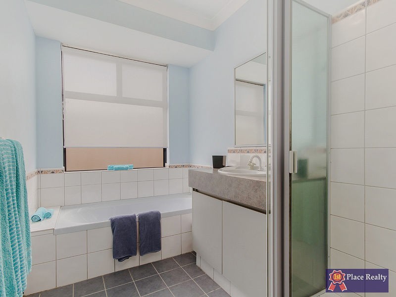 65 Chelmsford Avenue, Port Kennedy WA 6172