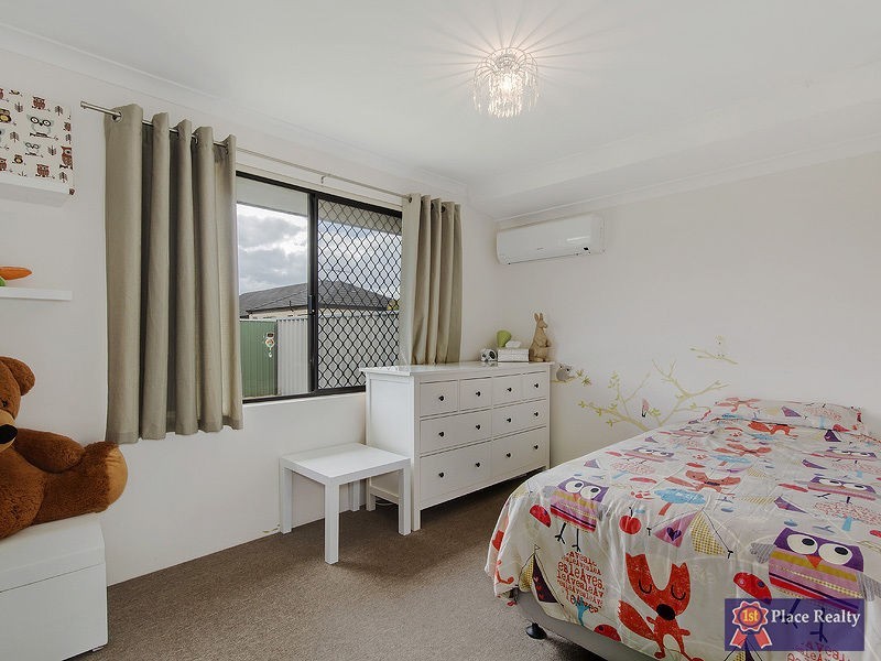 26 Coffs Bend, Secret Harbour WA 6173