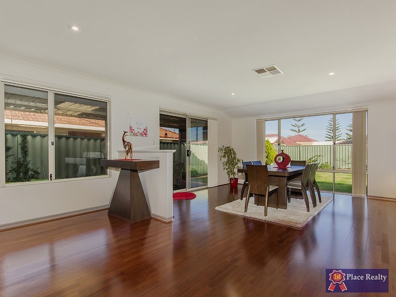 35 Ellington Terrace, Port Kennedy WA 6172