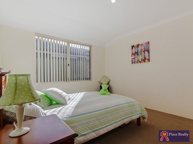 35 Ellington Terrace, Port Kennedy WA 6172