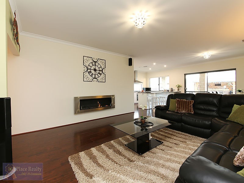 49 Weewar Circuit, South Yunderup WA 6208